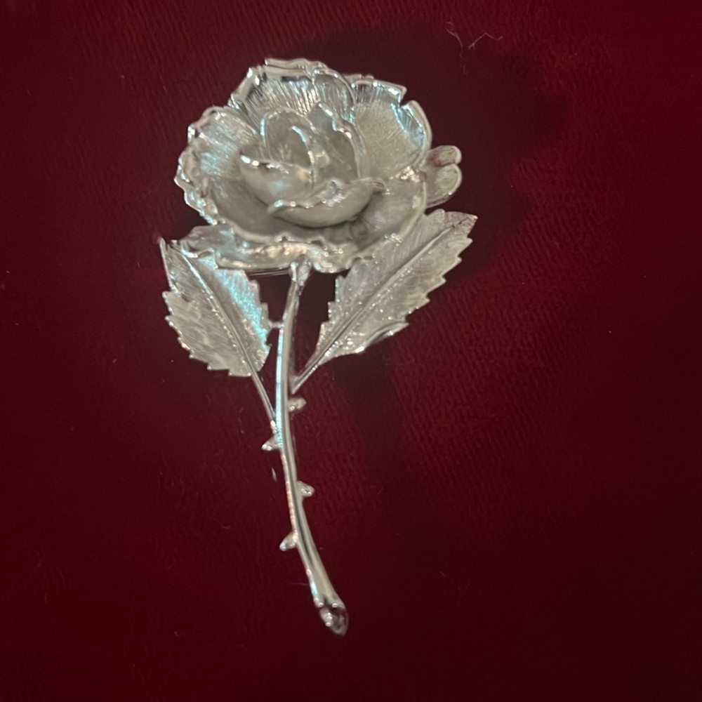 Vintage Sarah Coventry Rose Brooch Signed